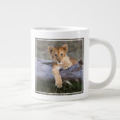 Grande Tasse Animaux de bébés cutest | Cute Lion Cub (Droite)