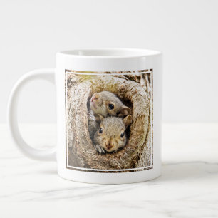 Grande Tasse Animaux de bébés cutest Écureuils curieux