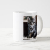Grande Tasse Animaux de bébés cutest | Kitten sur Touches de pi (Devant droit)