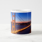 Grande Tasse Aube au-dessus de pont de San Francisco et de (Devant)