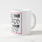 Grande Tasse Augmentez vos mots une citation motivante Spéciali (Devant droit)