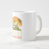 Grande Tasse Aventure attend, drôle de camping, idée de camping (Devant droit)