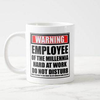 Grande Tasse Avertissement Employé Du Millennia Dur Au Travail