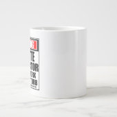 Grande Tasse Avertissement Karate Instructeur dur au travail (Devant)
