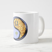 Grande Tasse Balance & Singe de Feu (Devant droit)