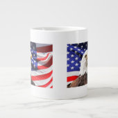 Grande Tasse Bald Eagle et drapeau américain (Devant)