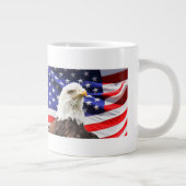 Grande Tasse Bald Eagle et drapeau américain (Droite)