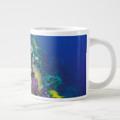 Grande Tasse Banc de rougets autour d'un petit corail (Droite)