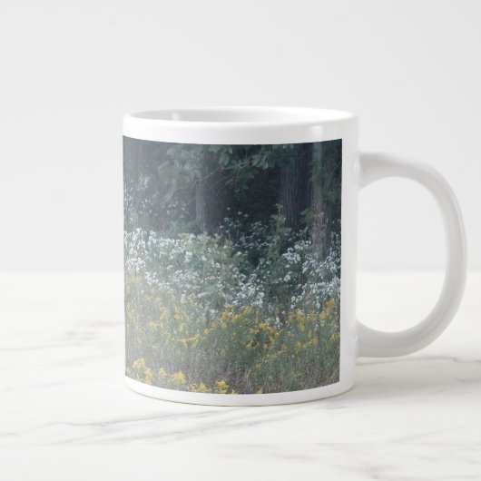 Grande Tasse Belle Septembre Fleurs sauvages dans une prairie s (Droite)