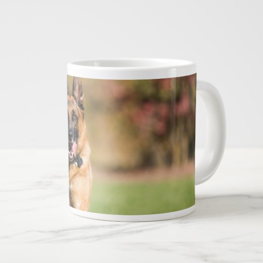 Grande Tasse Berger allemand en course (Devant droit)