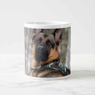 Grande Tasse Berger Allemand En Neige