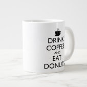GRANDE TASSE BOIRE DU CAFÉ ET MANGER DES DONUTS (Devant droit)