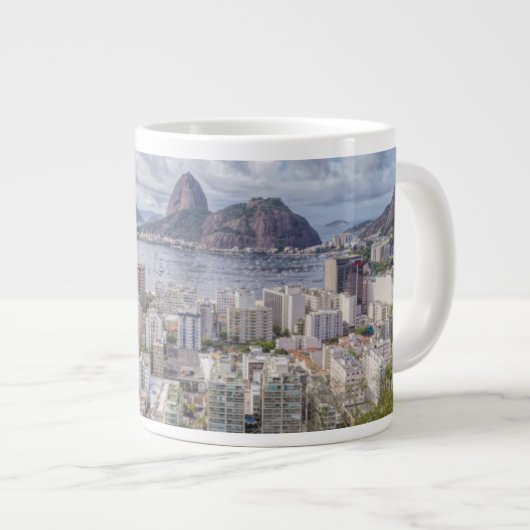 Grande Tasse Botafogo avec le pain de sucre (Devant droit)