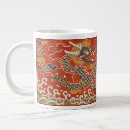Grande Tasse Brocade satinée rouge avec dragon chinois nuageux (Gauche)