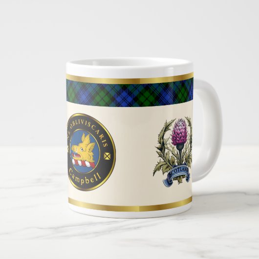 Grande Tasse Campbell Crest & Tartan avec chardon Personnalisé (Devant droit)