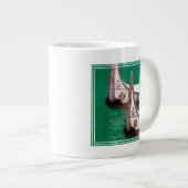 Grande Tasse Canot des Autochtones (Devant droit)
