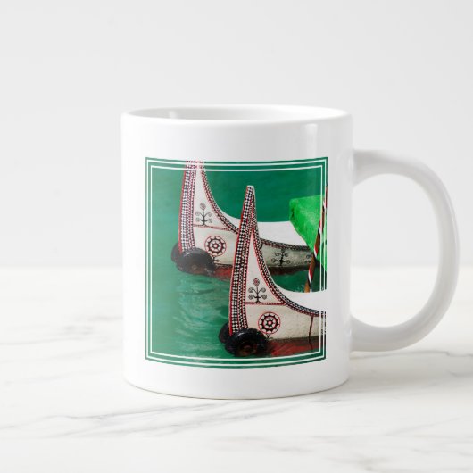 Grande Tasse Canot des Autochtones (Droite)
