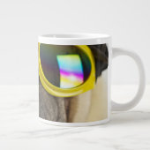 Grande Tasse Carlin avec lunettes (Droite)