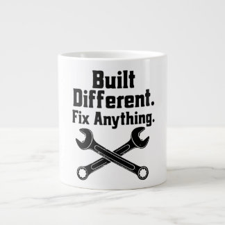 Grande Tasse Clé de Mécanicien Répare Tout Construit Différemme
