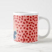 Grande Tasse Coeurs rouges monogrammes sur motif rose (Droite)