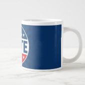 Grande Tasse Conception de badge de campagne VOTE Bold (Droite)