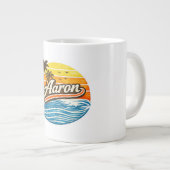 Grande Tasse Conception de nom de coucher de soleil rétro Aaron (Devant droit)