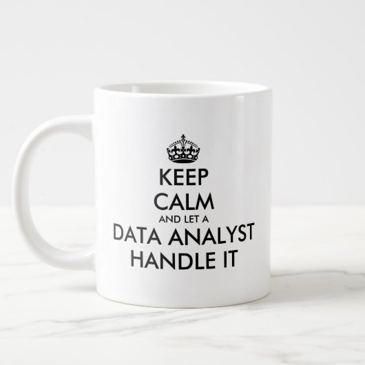 Grande Tasse Conserver le calme et laisser l'analyste de donnée (Gauche)