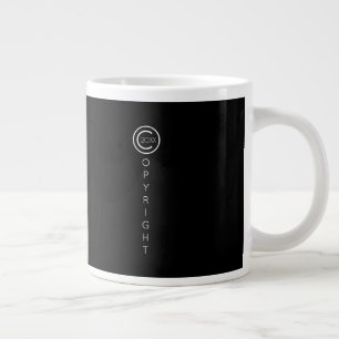 Grande Tasse Copyright Moderne Noir et Blanc Typographique