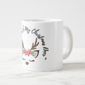 Grande Tasse Cozy Sips with My Christmas Deer” – Cute Reindeer  (Devant droit)
