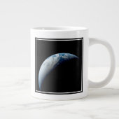 Grande Tasse Crescent Terre De La Mission Apollo 4. (Droite)