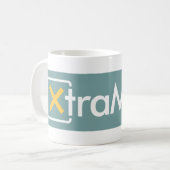 Grande tasse de logo de XtraMath (Devant gauche)
