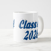 Grande Tasse Diplômé de la promotion 2026 texte bleu (Devant droit)