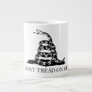 Grande Tasse Drapeau de crotale de Gadsden : Guerre révolutionn
