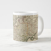 Grande Tasse Europe 11 (Devant droit)