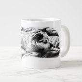 Grande Tasse Feu Terrier sur couverture hivernale (Devant droit)