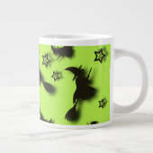 Grande Tasse Flying witch among stars at Halloween night 3D  (Droite)