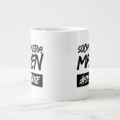 Grande Tasse Funny Social Media Maven Nom du mot-clic (Devant)