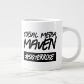 Grande Tasse Funny Social Media Maven Nom du mot-clic (Droite)