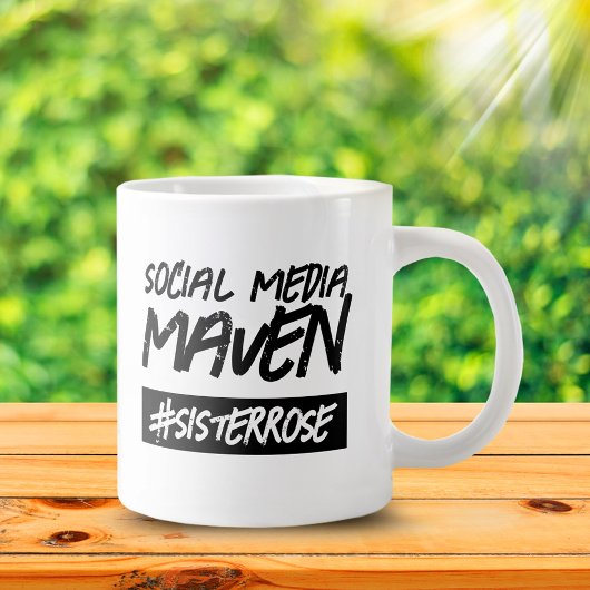 Grande Tasse Funny Social Media Maven Nom du mot-clic