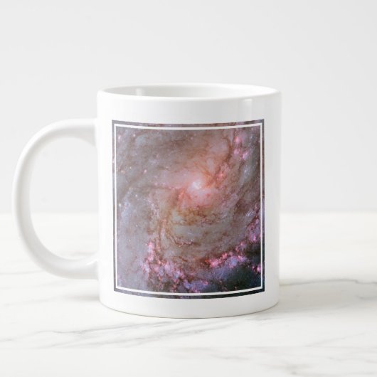 Grande Tasse Galaxie Spirale M83, Ablaze Avec Formation Star. (Gauche)