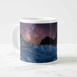 Grande Tasse Glace et neige Lac Baïkal, Sibérie, Russie