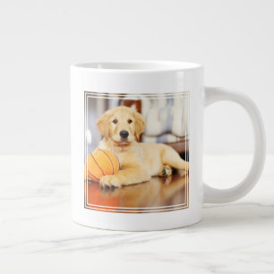 Grande Tasse Golden Retriever avec un jouet de basket