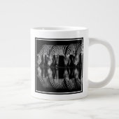 Grande Tasse Group of Plains Zebra Drink Together at Night (Droite)