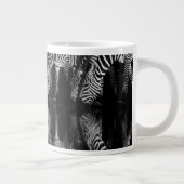 Grande Tasse Group of Plains Zebra Drink Together at Night (Droite)