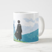 Grande Tasse HARRY POTTER™ Dominant le CHÂTEAU DE PEEZANCE™ (Devant droit)