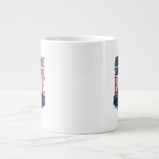 Grande Tasse Home of the Brave Salute Tee (Devant)