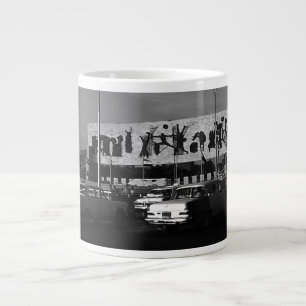 Grande Tasse Irak vintage place Tahrir square Bagdad 1970 desso