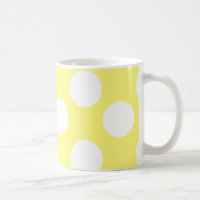 Grande tasse jaune et blanche de point de polka