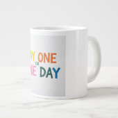 Grande Tasse Jour un ou un (Devant droit)