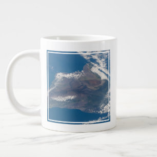Grande Tasse La Grande Île D'Hawaï Et Ses Montagnes